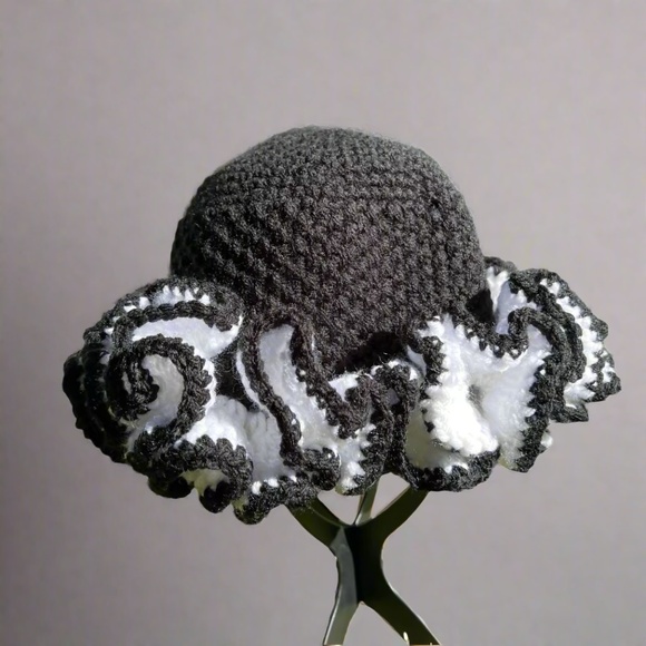 African Handmade Black & White Ruffle Hat - Picture 3 of 7